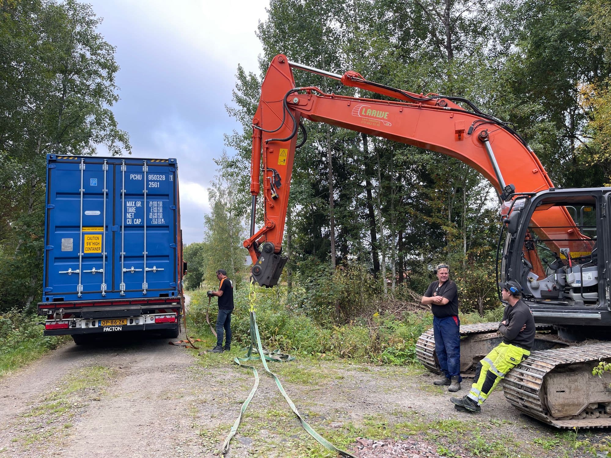 De containers staan op hun plek!